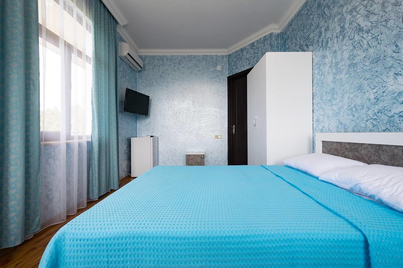 Sunny Hotel Batumi マヒンジャウリ エクステリア 写真