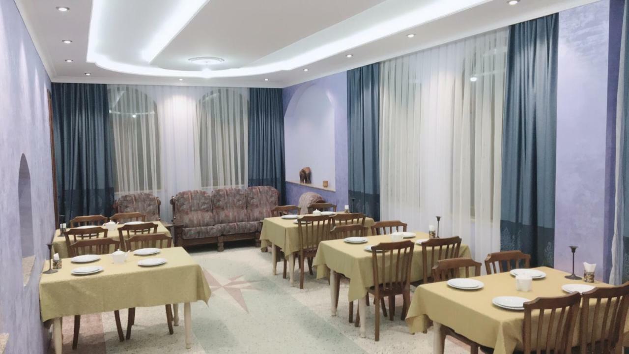 Sunny Hotel Batumi マヒンジャウリ エクステリア 写真